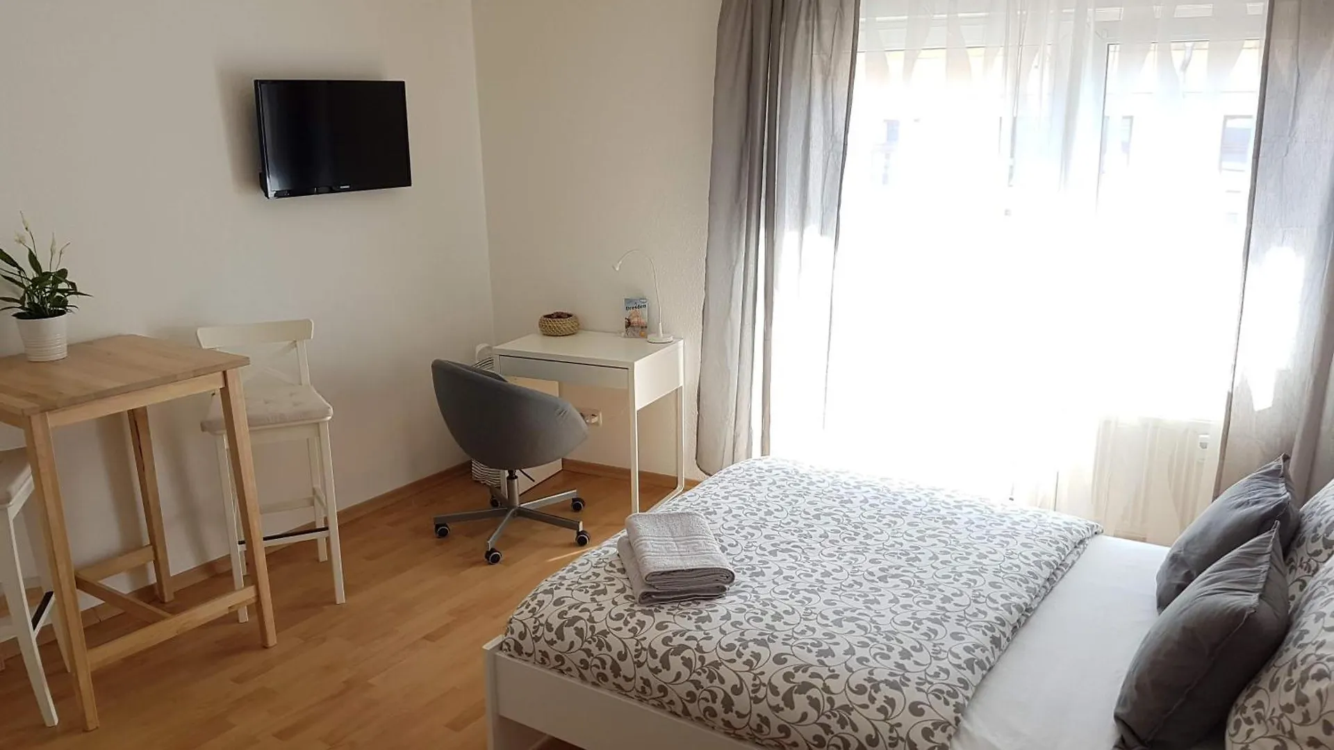 Studio Dresden Neustadt & Parking Deutschland
